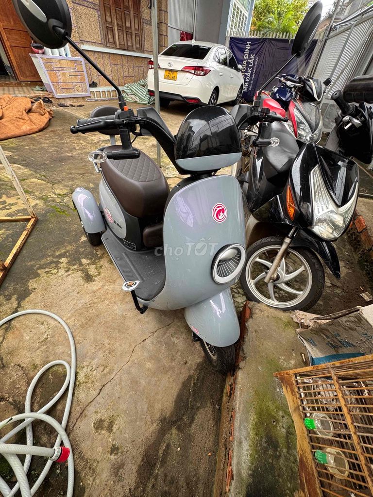 Cần bán lại xe điện 3 bánh JILLY. Mua bán Xe điện tại Thành phố Buôn Ma Thuột Đắk Lắk được đăng bởi Vũ Võ hình 4