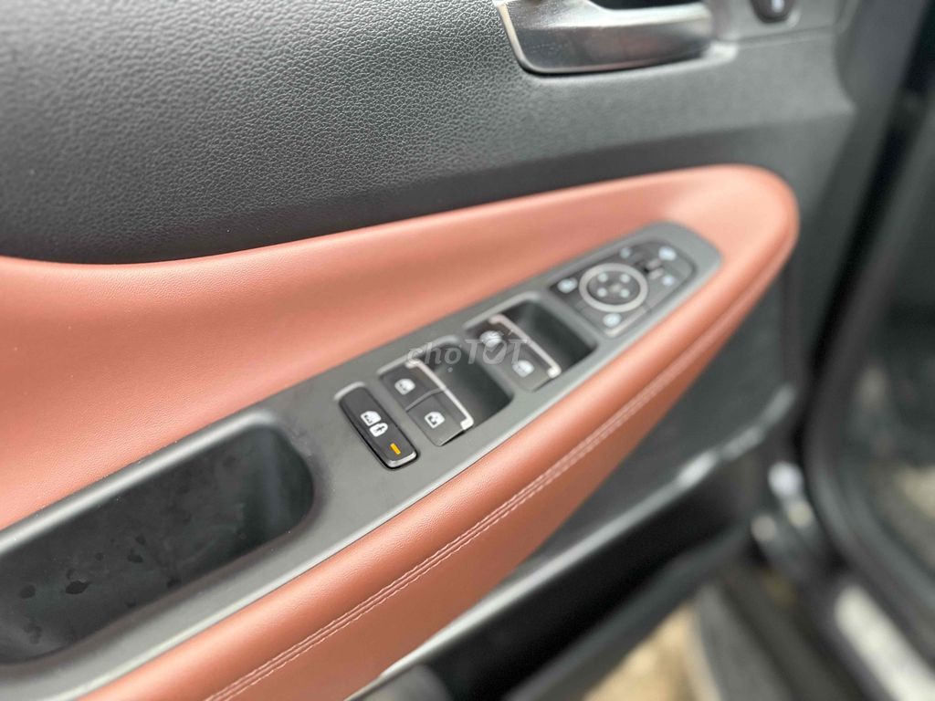 Hyundai Santa Fe 2021 2.2 Dầu cao cấp - 65000 km. Mua bán Ô tô tại Thành phố Thủ Đức Tp Hồ Chí Minh được đăng bởi FASTCARS THÁI Ô TÔ CŨ  hình 17