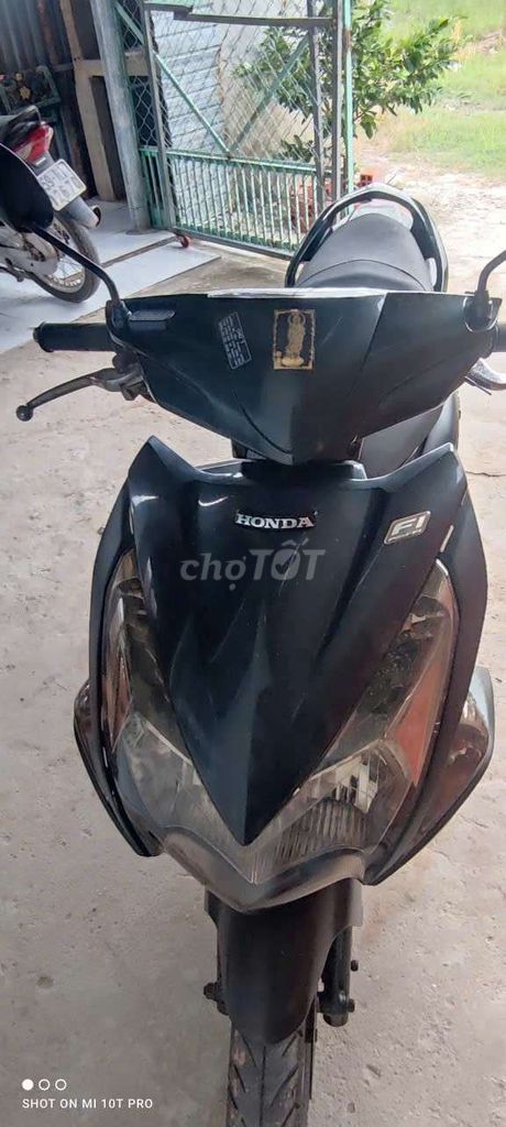 Chật nhà nên cần ra đi con xe thân yêu. Mua bán Xe máy tại Huyện Tân Biên Tây Ninh được đăng bởi Thái hình 5