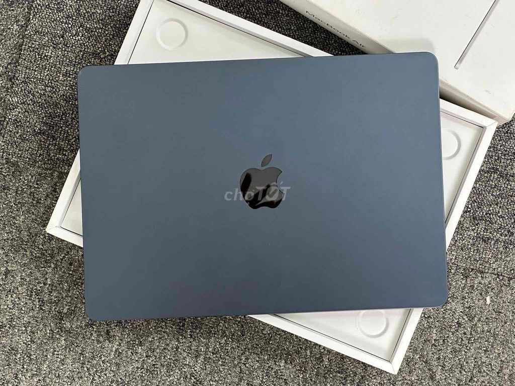 Apple MacBook Air M3 13 inch 8GB/256GB Xám. Mua bán Laptop tại Thành phố Thủ Đức Tp Hồ Chí Minh được đăng bởi Quách Tú Trang hình 1