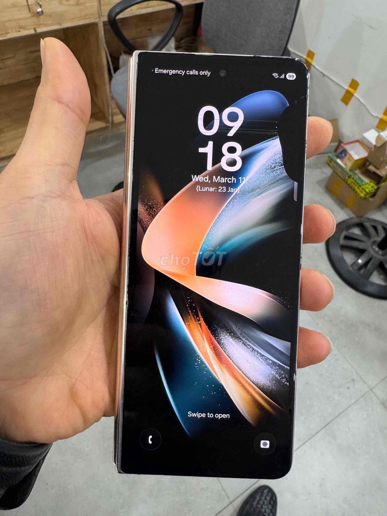 Samsung Z Fold 4. Mua bán Điện thoại tại Quận Đống Đa Hà Nội được đăng bởi Hoang Long hình 1
