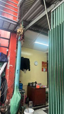 Tuyển 2 thợ làm đá