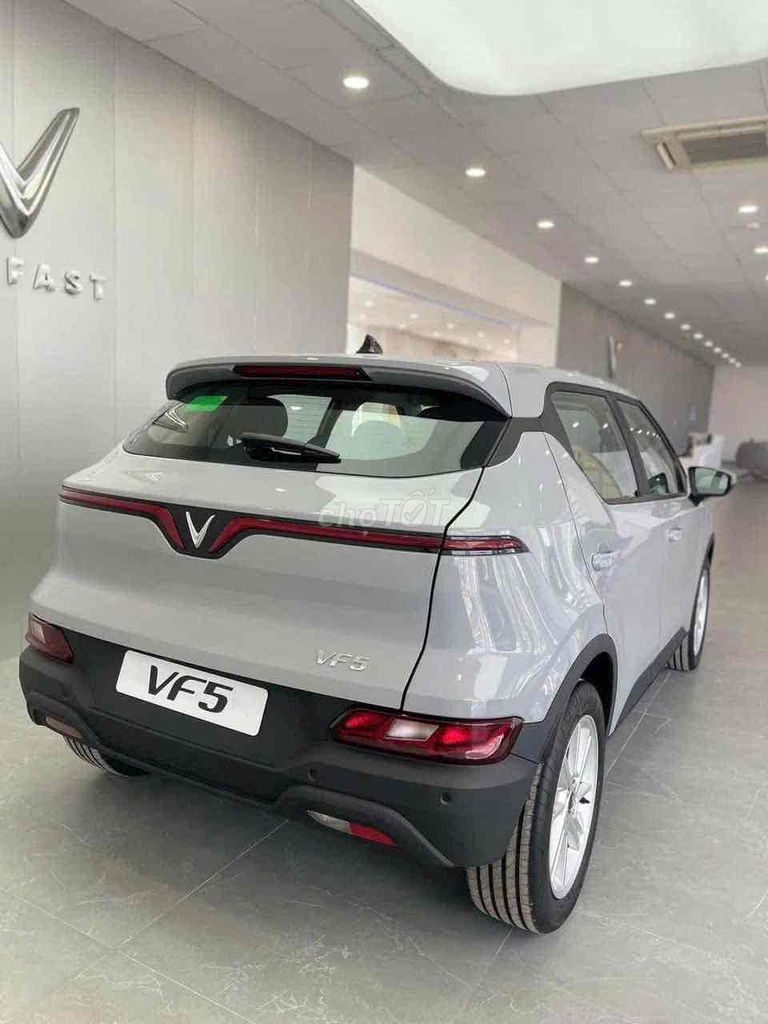 xe VF5 plus xám xi măng giảm 22tr giao ngay. Mua bán Ô tô tại Quận 12 Tp Hồ Chí Minh được đăng bởi Ngọc Vinfast Võ Văn Kiệt hình 3