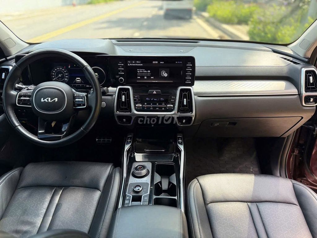 KIA Sorento 2022 Đỏ đô 40000 km. Mua bán Ô tô tại Thành phố Thủ Đức Tp Hồ Chí Minh được đăng bởi Vân Anna hình 4