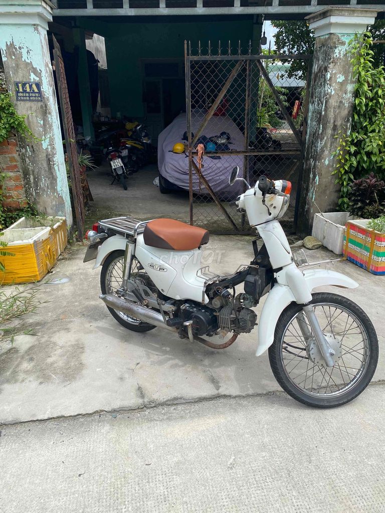 Cub 50cc  xe có bững giấy tờ đầy đủ.. máy móc ok. Mua bán Xe máy tại Huyện Củ Chi Tp Hồ Chí Minh được đăng bởi Hưngtrương hình 5