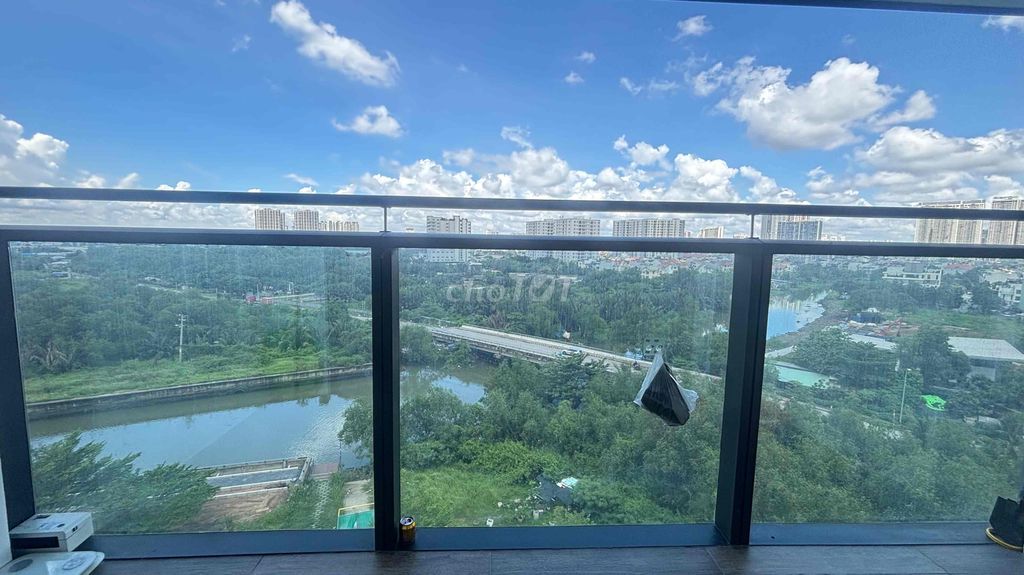 Cho thuê căn hộ Sunshine Diamond Q7