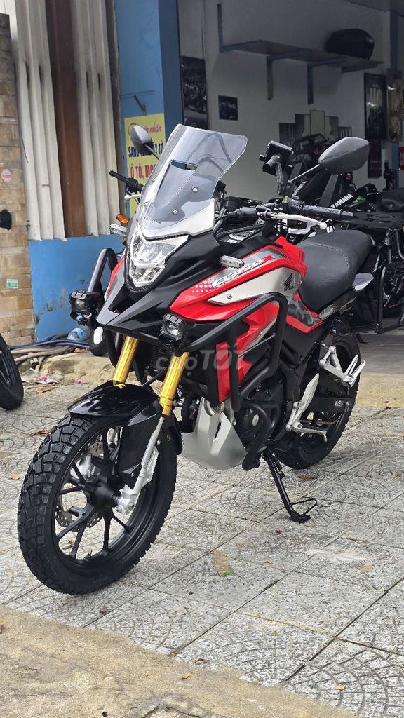 Honda CB150X 2024 Красный, Черный, Серебристый