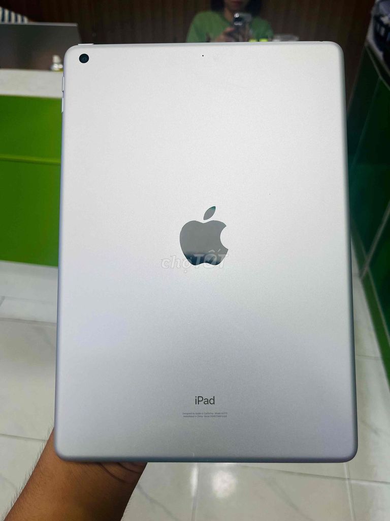 Apple iPad Gen 8 Wifi 32GB Bạc. Mua bán Máy tính bảng tại Quận Ngô Quyền Hải Phòng được đăng bởi TRAN SONG HA hình 1