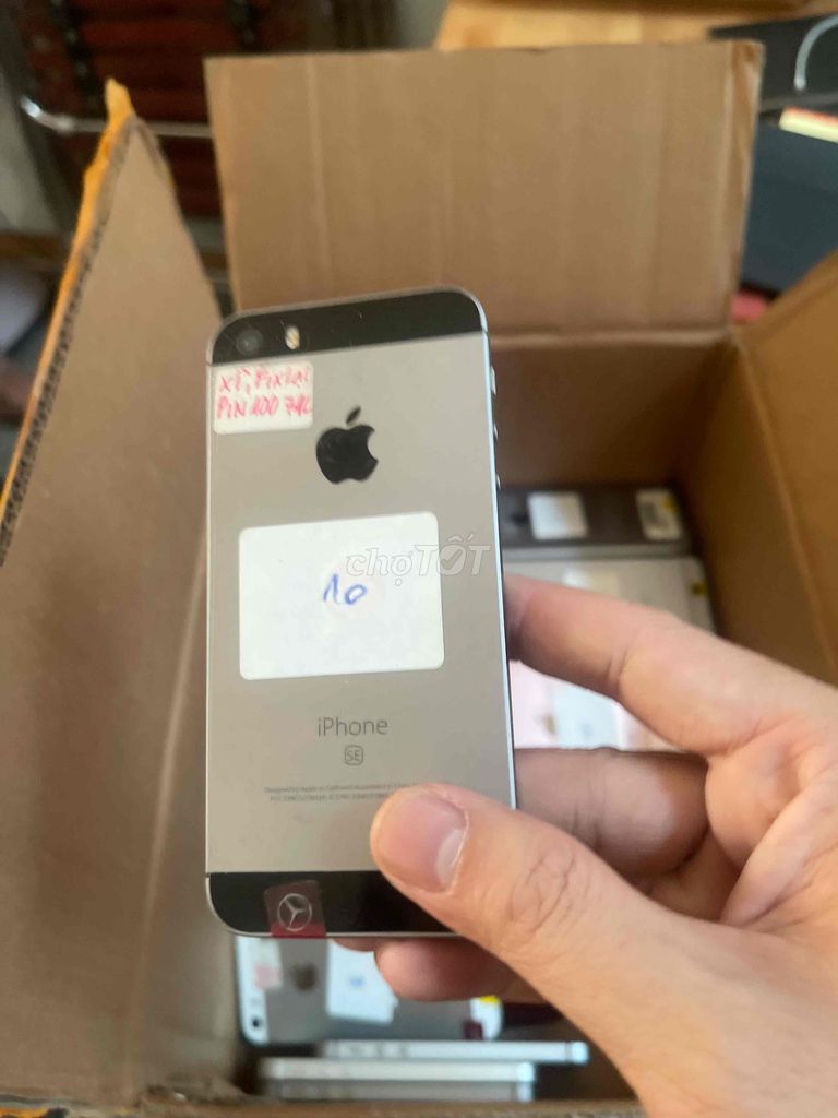 Apple iPhone 5 SE Xám siêu đẹp. Mua bán Điện thoại tại Quận Cẩm Lệ Đà Nẵng được đăng bởi Sim Số Đại Tài hình 1