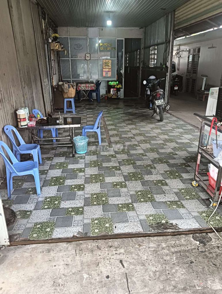 Mb cho thuê hoặc hợp tác kinh doanh, buôn bán.