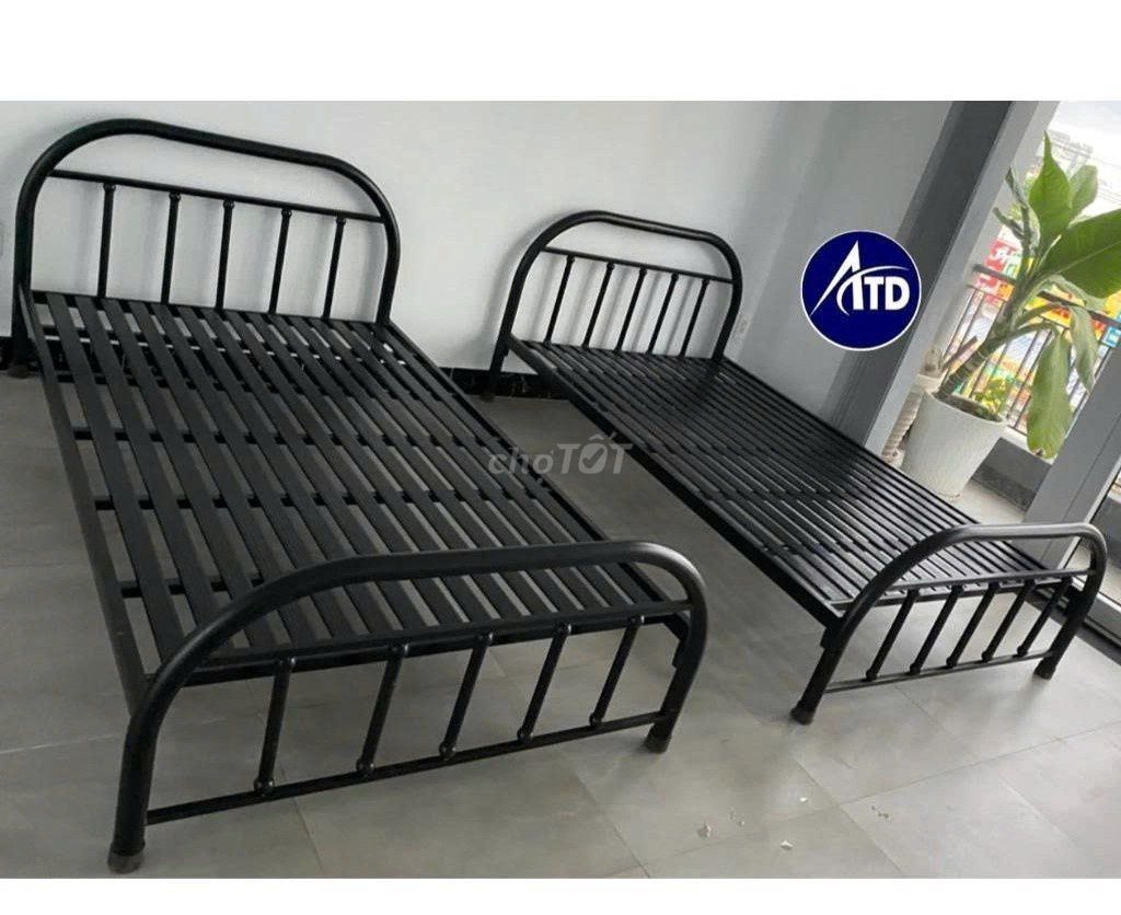 Giường Sắt Giường Sắt Giường Sắt Giường Sắt. Mua bán Giường, chăn ga gối nệm tại Quận Tân Bình Tp Hồ Chí Minh được đăng bởi Xưởng Nội Thất Sài Gòn  hình 1