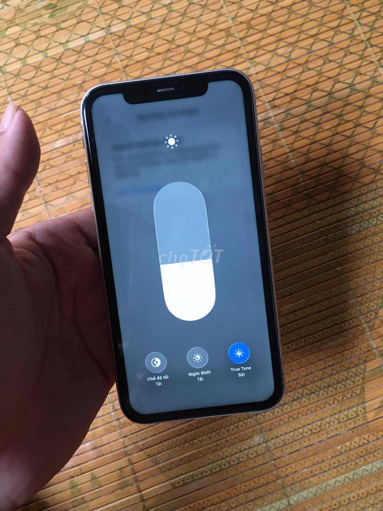 Apple iPhone 11 64GB Trắng. Mua bán Điện thoại tại Quận Tây Hồ Hà Nội được đăng bởi Viet hình 1