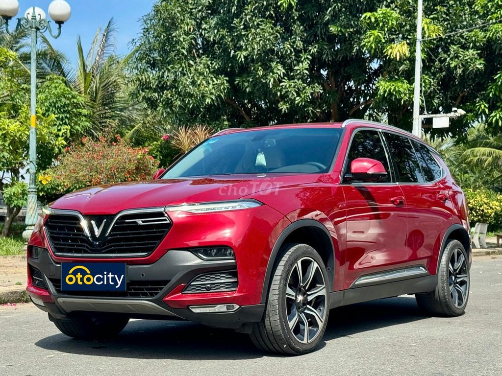 Vinfast Lux SA Premium 2019 - Màu đỏ - 6vkm