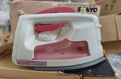 Bàn ủi hơi nước Sanyo Nhật. Mua bán Nội thất, đồ gia dụng khác tại Quận Tân Bình Tp Hồ Chí Minh được đăng bởi Mun 2hand