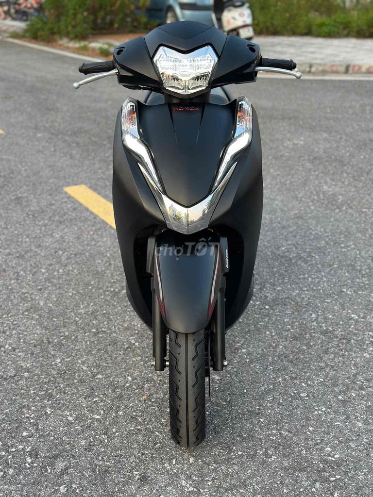Honda Lead 2022 Black Edition 16000 km матовый черный