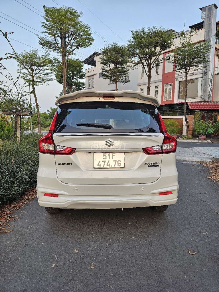 Suzuki Ertiga Hybrid 2022 Trắng