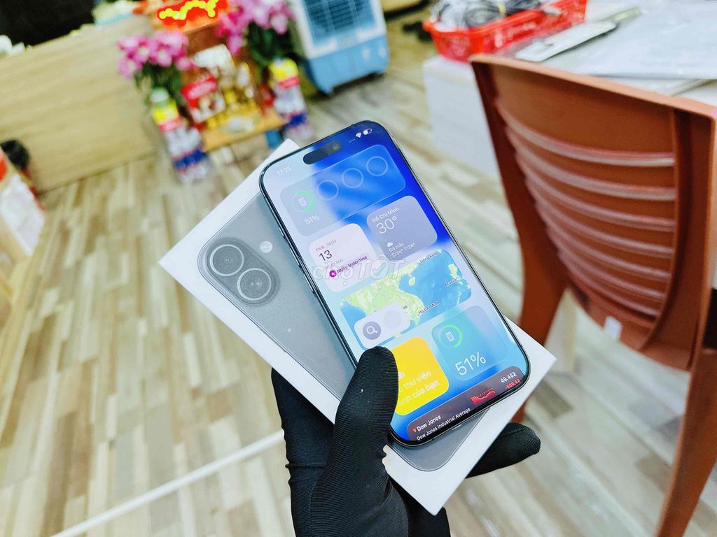 iPhone 17 256G Black VN likenew sạc 19L BH 01/2027. Mua bán Điện thoại tại Quận Hải Châu Đà Nẵng được đăng bởi TUẤN LUXURY MOBILE ĐÀ NẴNG hình 1