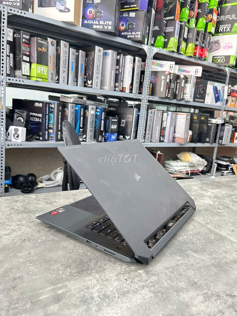 Corsair A1600 Ryzen 7 6800HS 16GB/1TB/RX 6800M. Mua bán Laptop tại Quận Ninh Kiều Cần Thơ được đăng bởi Nguyễn Yến Như hình 1