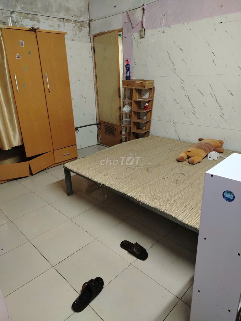Nhà số 2 ngoc 144 quan nhân