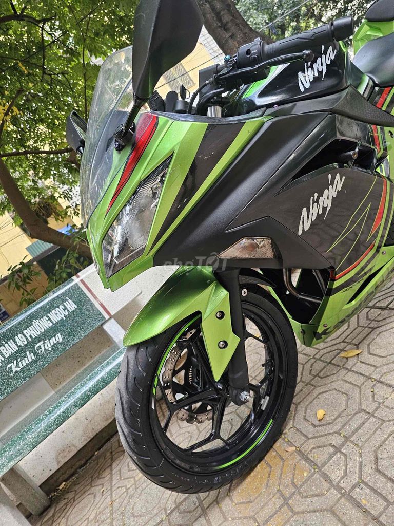 Kawasaki NINJA 300 abs 2018  xe đẹp keng date chot. Mua bán Xe máy tại Quận Cầu Giấy Hà Nội được đăng bởi Tong motor xe may hình 6