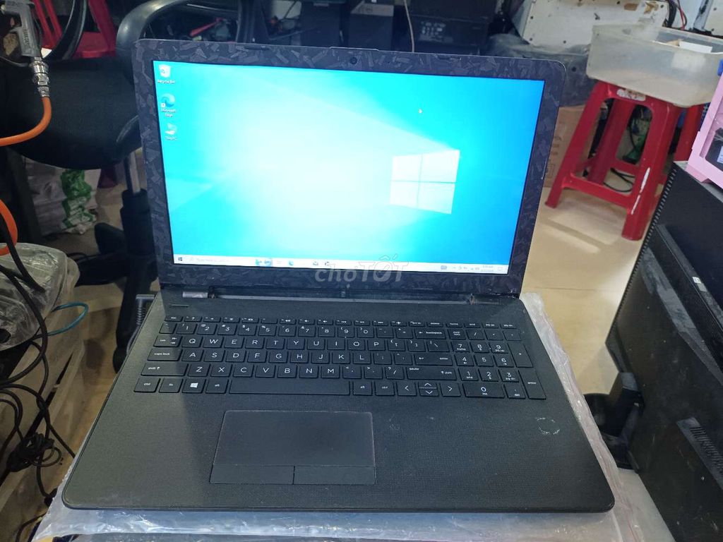 sale rẻ HP 15-bs0xx i3-6006U ram8gb ssd120gb. Mua bán Laptop tại Quận Hải Châu Đà Nẵng được đăng bởi NGUYỄN ĐĂNG LÝ hình 1
