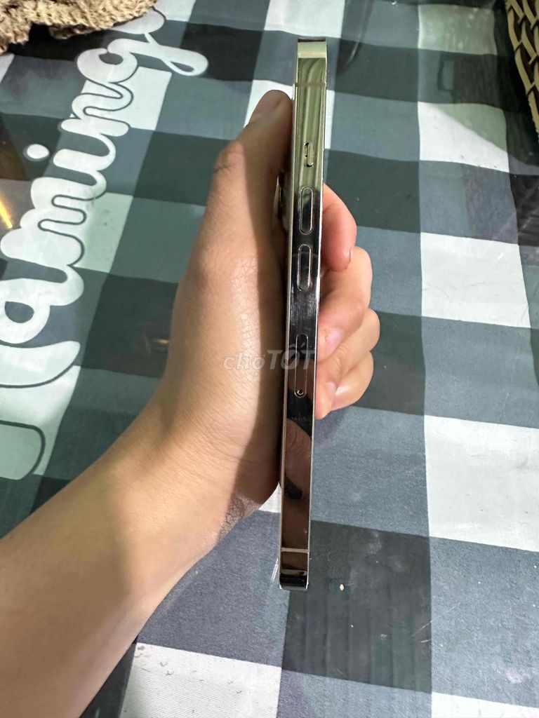Apple iPhone 13 Pro 128GB. Mua bán Điện thoại tại Thành phố Buôn Ma Thuột Đắk Lắk được đăng bởi Cường hình 1