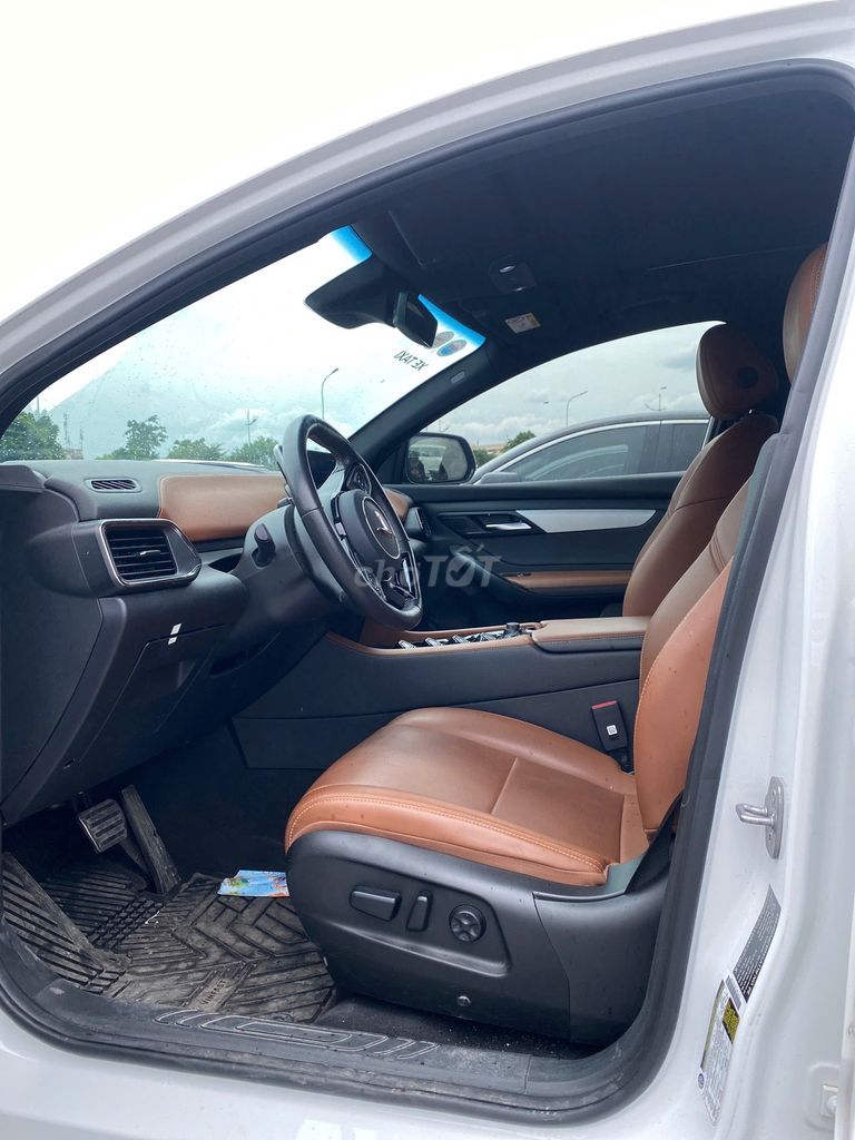 VinFast VF 8 Plus 2023 Trắng Nâu. Mua bán Ô tô tại Quận Nam Từ Liêm Hà Nội được đăng bởi Duy Quang GF hình 5