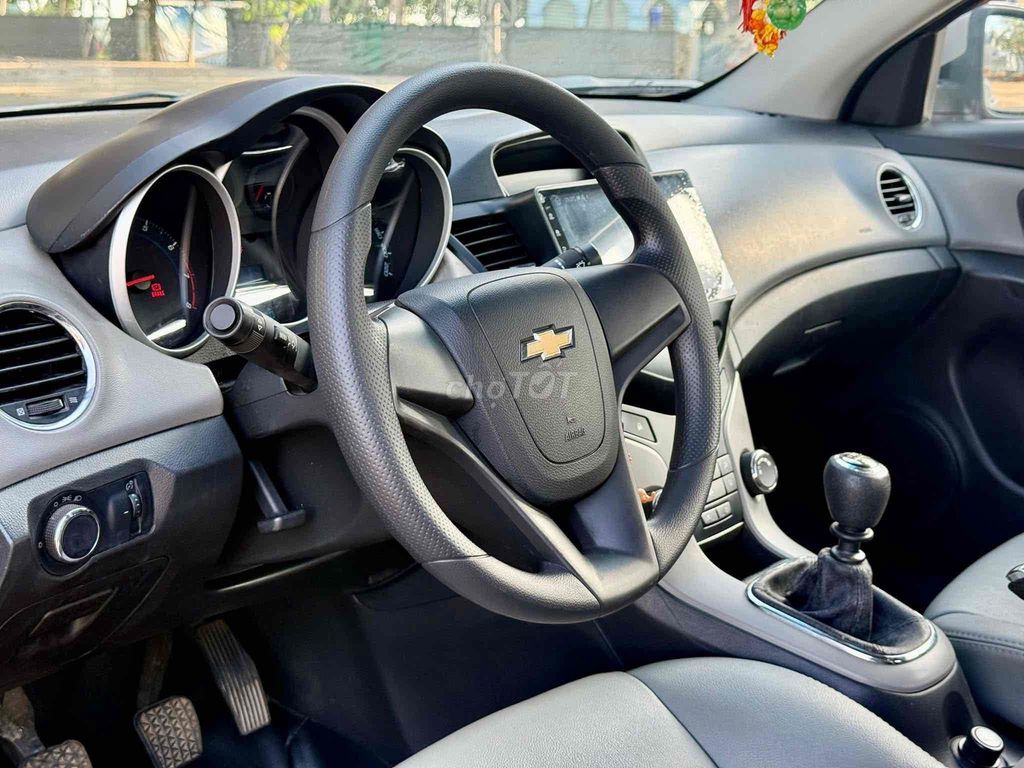 Chevrolet Cruze 2011 Bạc 100.000 km. Mua bán Ô tô tại Huyện Krông Nô Đắk Nông được đăng bởi khánh hình 5
