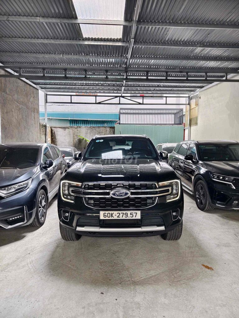 Ford Everest 2022 Titanium 2.0L AT 4x2 - 27000 km