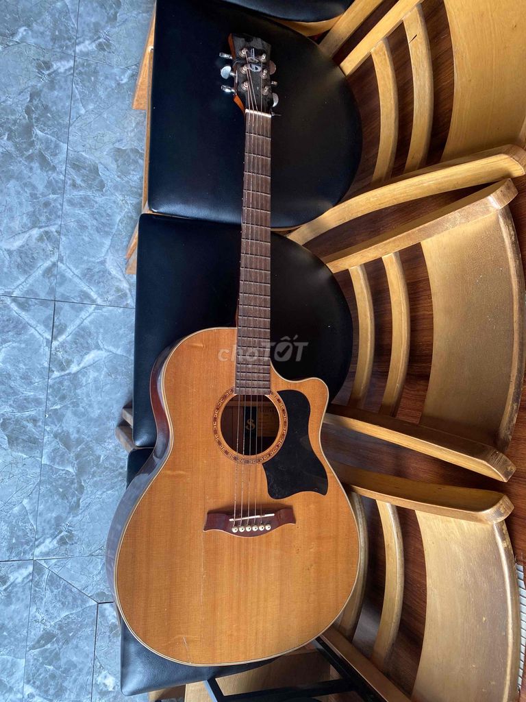 Đàn guitar Gỗ Nâu. Mua bán Nhạc cụ tại Quận Bình Tân Tp Hồ Chí Minh được đăng bởi Trần Minh Hiếu hình 1