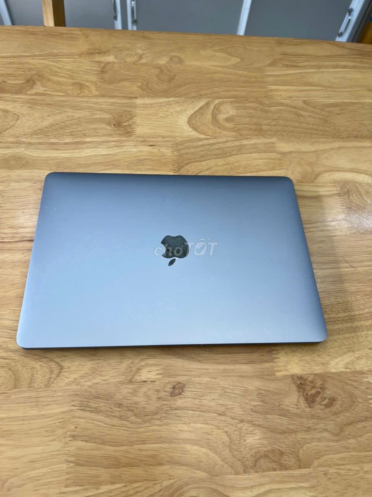 Macbook Pro Retina 2022