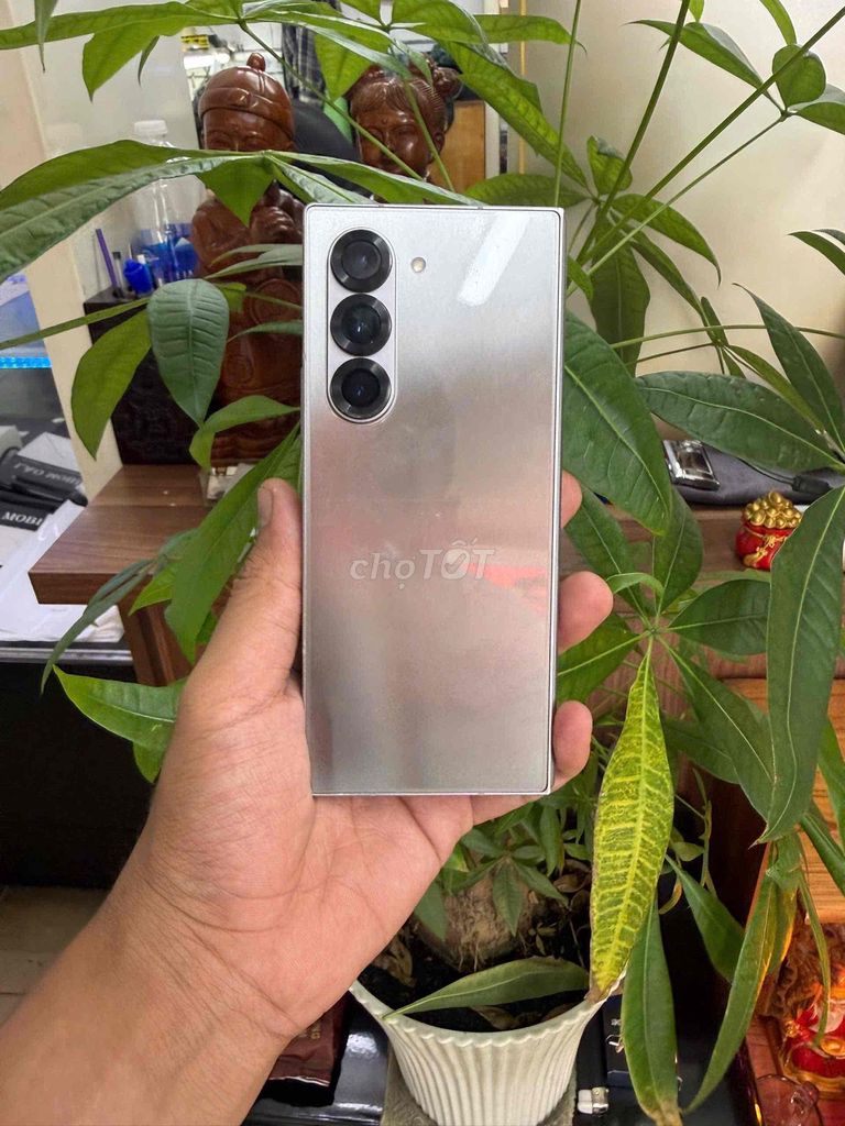 Samsung Fold 6 512G Bạc 97-98%. Mua bán Điện thoại tại Quận 7 Tp Hồ Chí Minh được đăng bởi mrlao hình 1