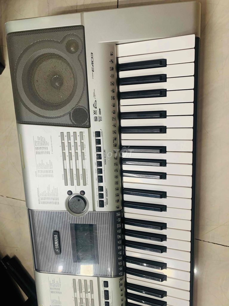 organ Yamaha psr 403