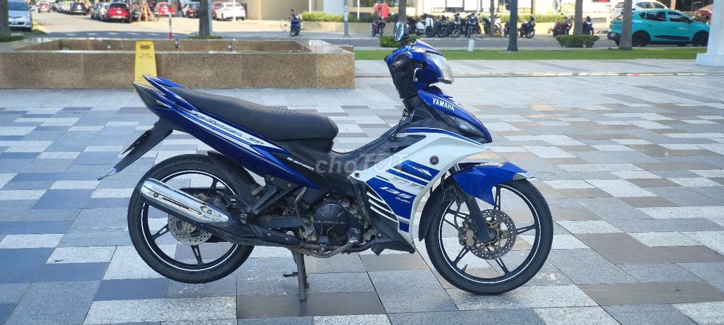 Возбудитель Yamaha 135, синий, белый, автобус 43 1 владелец
