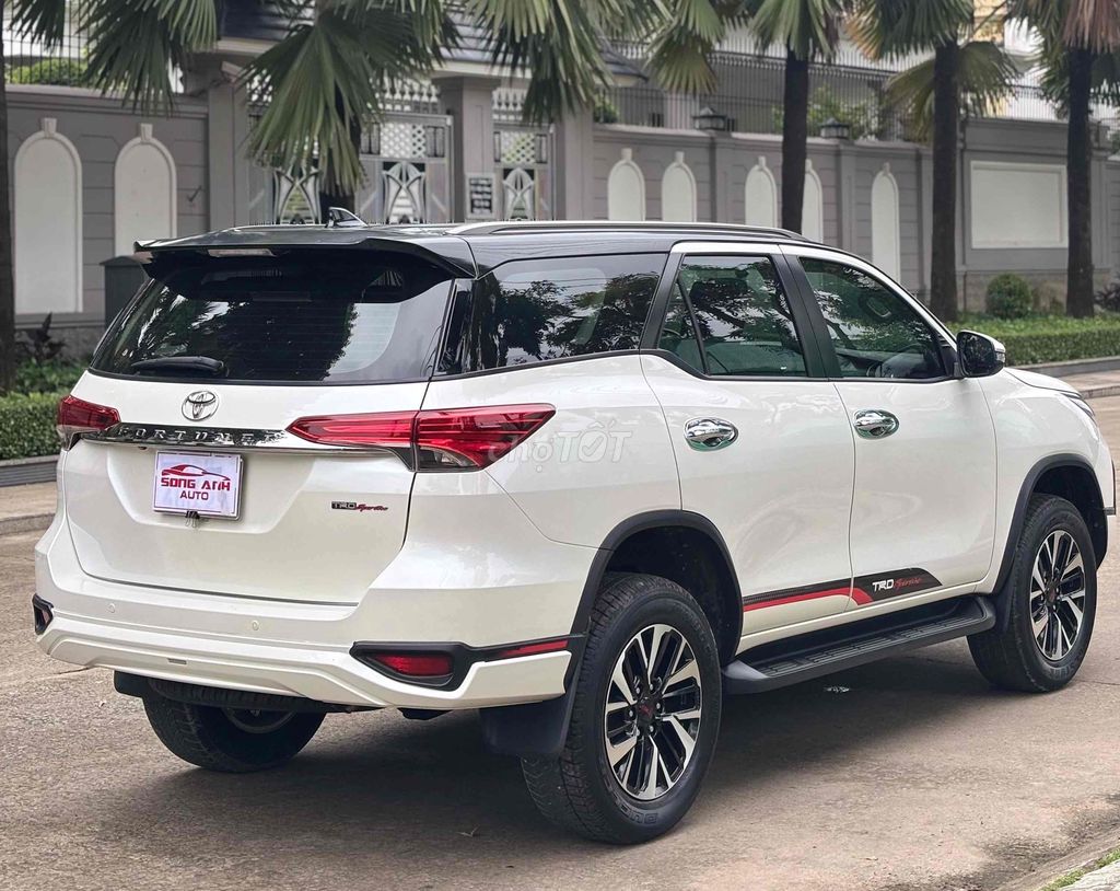 Toyota Fortuner 4x2 TRD 2019 - XE CỰC CHẤT. Mua bán Ô tô tại Thành phố Dĩ An Bình Dương được đăng bởi Dương hình 4