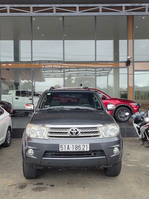 Toyota Fortuner 4x4 2011