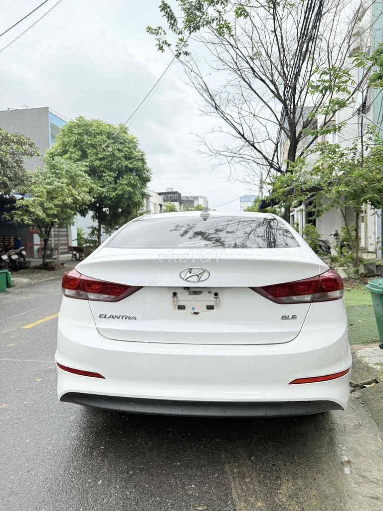 Hyundai Elantra 2019 1.6MT - xe mới kinh 2 khoá. Mua bán Ô tô tại Quận Liên Chiểu Đà Nẵng được đăng bởi Bo auto xe lướt đà nẵng  hình 2