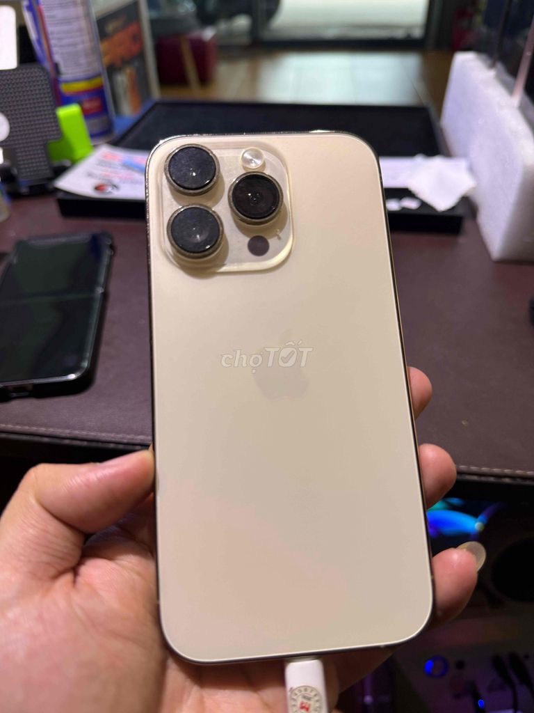 Apple iPhone 14 Pro Vàng zin nguyên áp bao kt. Mua bán Điện thoại tại Thành phố Thủ Đức Tp Hồ Chí Minh được đăng bởi Minh Sang Store Góp Bao Nợ Xấu hình 1