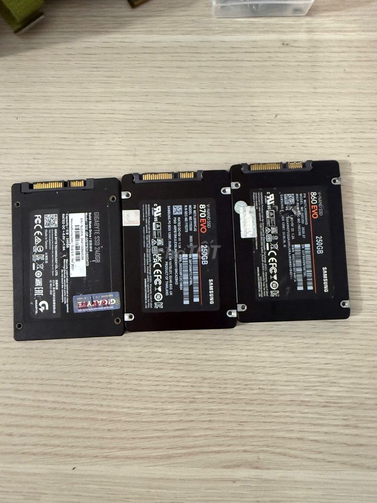 Ổ cứng SSD Giga Samsung 250GBreal chính hãng 700/1. Mua bán Linh kiện (RAM, Card...) tại Huyện Hóc Môn Tp Hồ Chí Minh được đăng bởi Mạnh Vũ PC hình 1