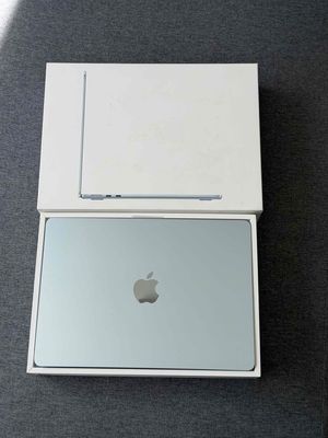 Macbook Air M4 16GB/256GB 99% 10GPU Sạc 7L Bh 3/27