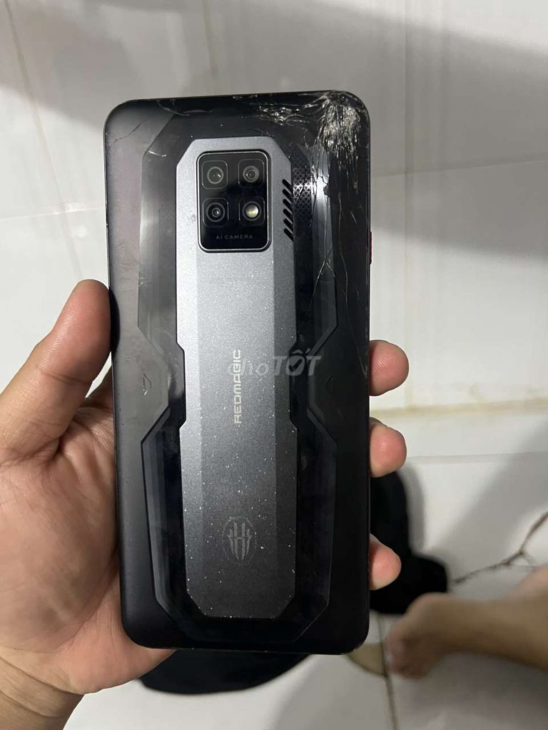 REDMAGIC 7 PRO 12GB/128GB Vỡ lưng. Mua bán Điện thoại tại Quận 6 Tp Hồ Chí Minh được đăng bởi THANG QUỐC LONG hình 1