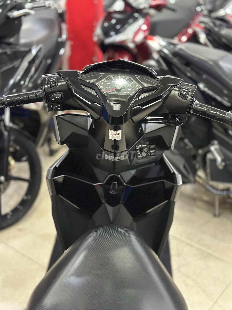 Honda Vario 125 2018 Xám Đen Sport.Mẫu cũ bso hot