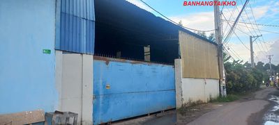 kho 712m Sau Lưng UBND xã Long An Long Thành  Cần Bán Gấp. Mua bán văn phòng, mặt bằng kinh doanh tại Huyện Long Thành Đồng Nai được đăng bởi Bùi Hồng Nam