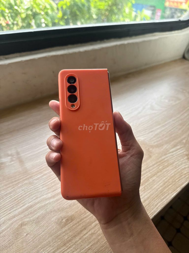 Samsung Z Fold 3 Cam Màn ngoài sọc. Mua bán Điện thoại tại Quận Thanh Khê Đà Nẵng được đăng bởi MSC Store Di động Giá Tốt Đà Nẵng hình 1