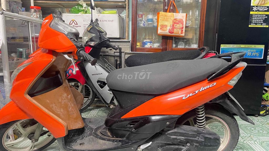Yamaha Ultimo Cam Xe tay ga