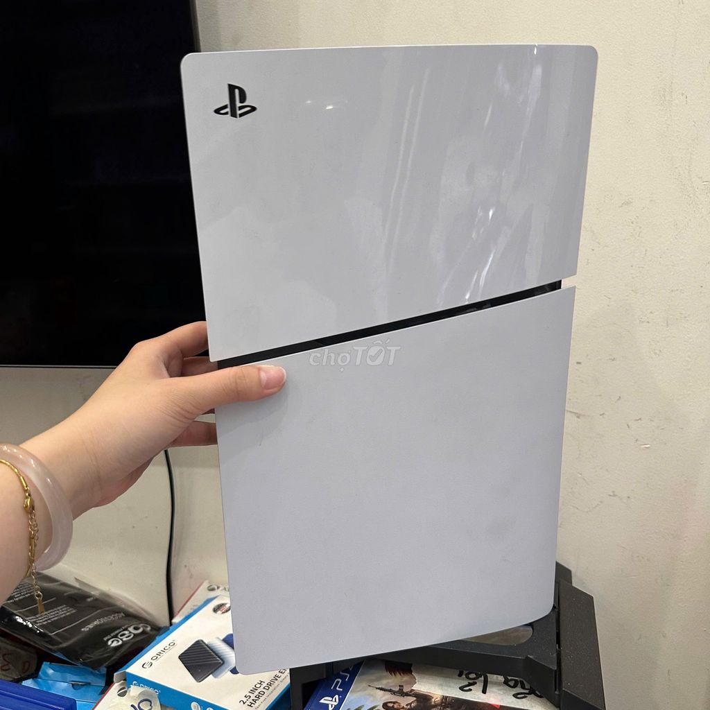 Máy chơi game Sony PS5 Slim Standard Trắng. Mua bán Thiết bị chơi game tại Quận 10 Tp Hồ Chí Minh được đăng bởi MộcPhạmWeGames hình 1