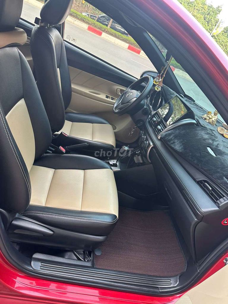 Toyota Yaris 1.5 bản E màu Đỏ. Mua bán Ô tô tại Quận Long Biên Hà Nội được đăng bởi Ngô hùng hình 11