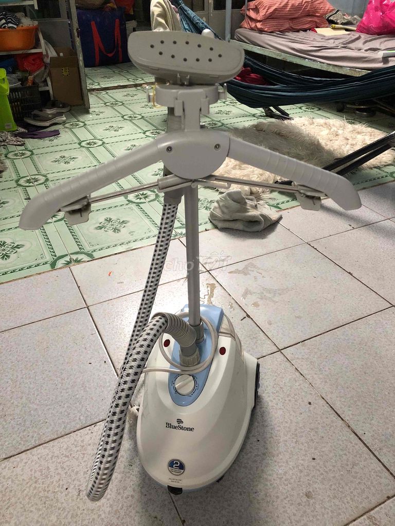 Bàn ủi hơi nước BLUESTONE GSB 3911. Mua bán Nội thất, đồ gia dụng khác tại Thành phố Thủ Đức Tp Hồ Chí Minh được đăng bởi Pham bang hình 1
