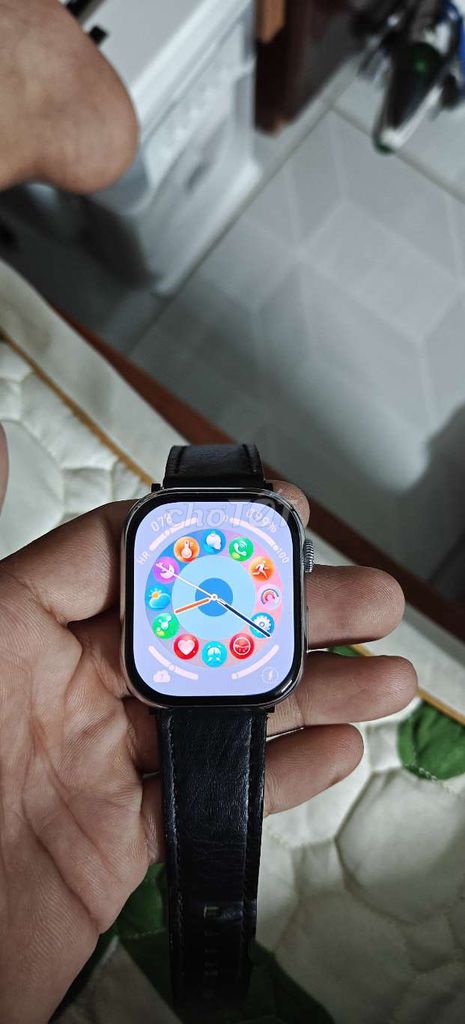 Smartwatch màn amoled tần số quét 144hz, pin trâu