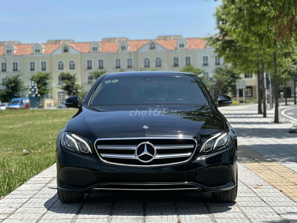 Mercedes Benz E Class 2019 E200 Sport - 70000 km